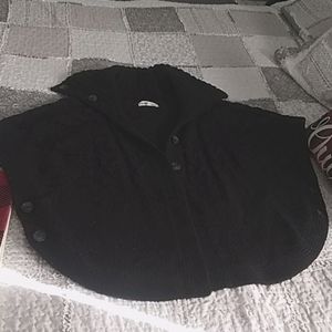 Cape/sweater